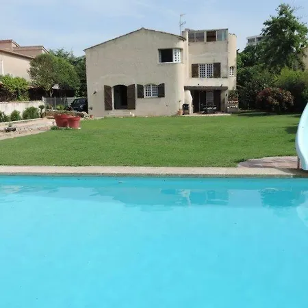 ヴィラ Les Pieds Dans L'eau *